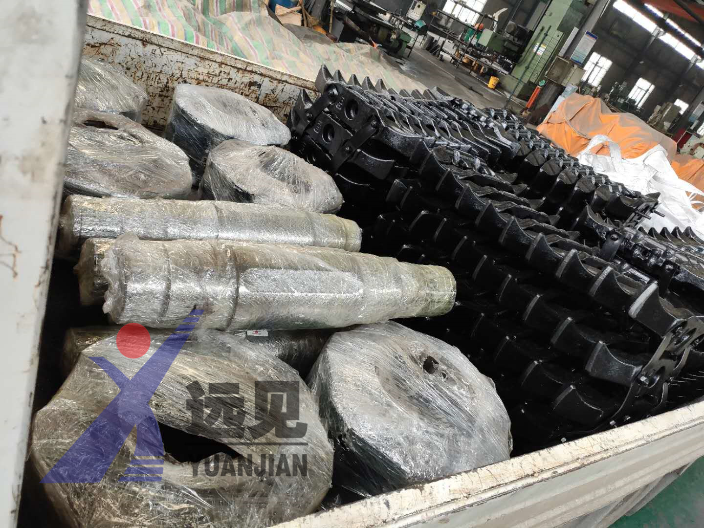 客戶(hù)訂購(gòu)的一批鏈輪組件、刮板發(fā)貨